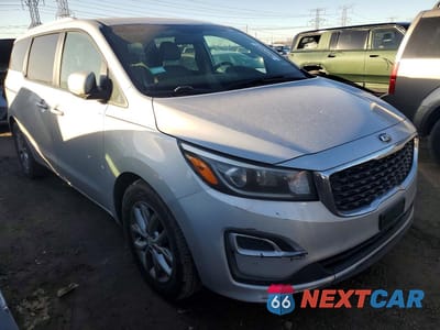 Czwarte zdjęcie samochodu z boku: 2019 KIA SEDONA VIN:KNDMB5C17K6510522 - miniatura