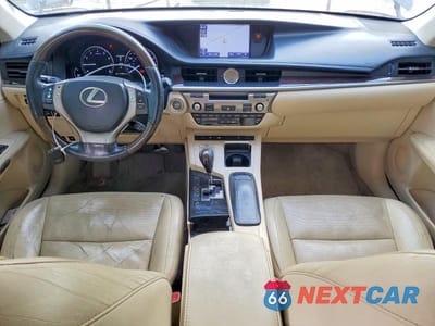 Zdjęcie 8 z 12 samochodu: 2013 LEXUS ES 350 BASE VIN:JTHBK1GG6D2022038 - miniatura