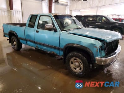 Czwarte zdjęcie samochodu z boku: 1996 DODGE DAKOTA VIN:1B7GG23X3TS527358 - miniatura