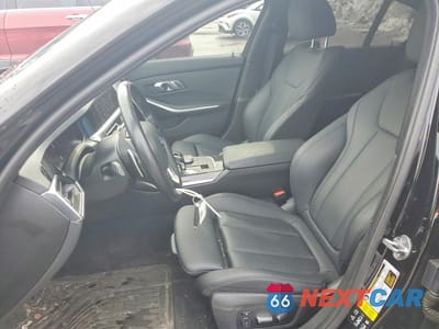 Zdjęcie 7 z 12 samochodu: 2019 BMW 330XI VIN:WBA5R7C50KAJ79503 - miniatura