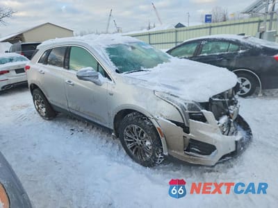 Czwarte zdjęcie samochodu z boku: 2018 CADILLAC XT5 LUXURY VIN:1GYKNDRS9JZ185582 - miniatura