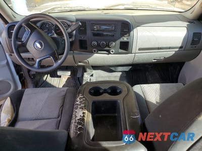 Zdjęcie 8 z 12 samochodu: 2008 CHEVROLET SILVERADO K2500 HEAVY DUTY VIN:1GCHK29K58E194987 - miniatura