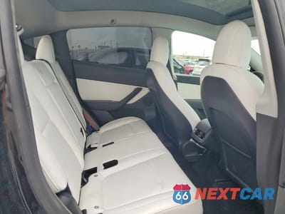 Zdjęcie 11 z 14 samochodu: 2022 TESLA MODEL Y VIN:7SAYGDEE7NF417881 - miniatura