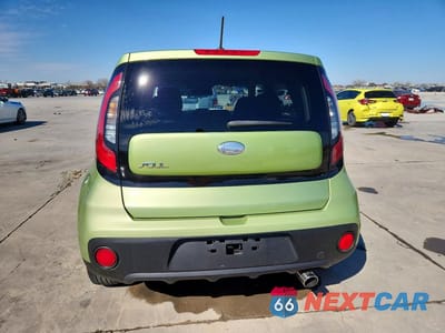 Zdjęcie 6 z 12 samochodu: 2017 KIA SOUL BASE VIN:KNDJN2A2XH7881567 - miniatura