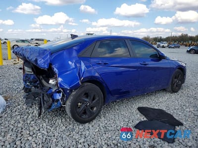 Trzecie zdjęcie samochodu z tyłu: 2023 HYUNDAI ELANTRA SEL VIN:KMHLM4AG2PU471246 - miniatura