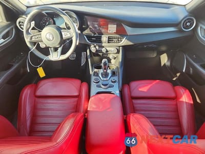 Zdjęcie 8 z 12 samochodu: 2023 ALFA ROMEO GIULIA TI VIN:ZARFAMBN6P7669663 - miniatura