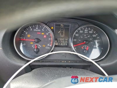 Zdjęcie 9 z 12 samochodu: 2015 NISSAN ROGUE SELECT S VIN:JN8AS5MV5FW751722 - miniatura