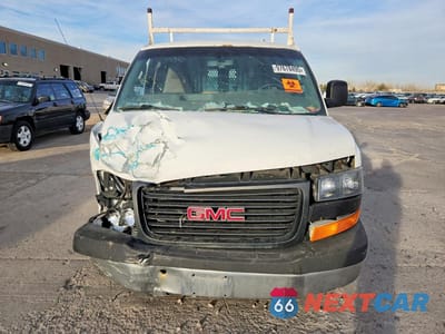 Piąte zdjęcie samochodu w środku: 2017 GMC SAVANA G2500 UTILITY / SERVICE VAN VIN:1GTW7AFFXH1906234 - miniatura
