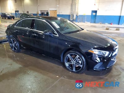 Czwarte zdjęcie samochodu z boku: 2020 MERCEDES-BENZ A 220 4MATIC VIN:W1K3G4FB4LJ198126 - miniatura