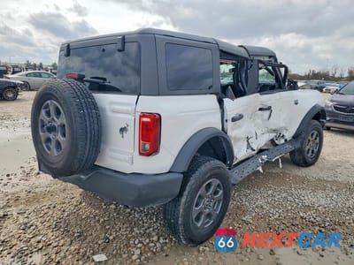 Trzecie zdjęcie samochodu z tyłu: 2024 FORD BRONCO BIG BEND VIN:1FMDE7BH5RLB43208 - miniatura