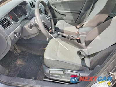 Zdjęcie 7 z 12 samochodu: 2017 VOLKSWAGEN JETTA S VIN:3VW2B7AJ6HM221319 - miniatura