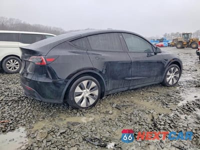 Trzecie zdjęcie samochodu z tyłu: 2021 TESLA MODEL Y VIN:5YJYGAEE0MF284178 - miniatura