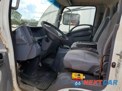 Zdjęcie 7 z 11 samochodu: 2018 ISUZU NPR HD VIN:54DC4W1B3JS801124 - miniatura