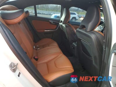 Zdjęcie 10 z 12 samochodu: 2015 VOLVO S60 PREMIER+ VIN:YV140MFC0F1317929 - miniatura