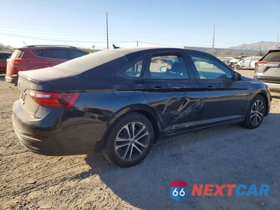 Trzecie zdjęcie samochodu z tyłu: 2024 VOLKSWAGEN JETTA SPORT VIN:3VWBM7BU5RM066945 - miniatura