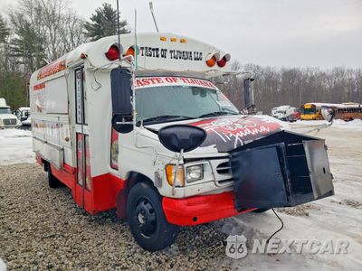 Czwarte zdjęcie samochodu z boku: 2002 FORD ECONOLINE E350 SUPER DUTY CUTAWAY VAN VIN:1FDSE35F22HA82659 - miniatura