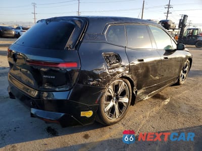 Trzecie zdjęcie samochodu z tyłu: 2022 BMW IX XDRIVE50 VIN:WB523CF07NCJ69751 - miniatura