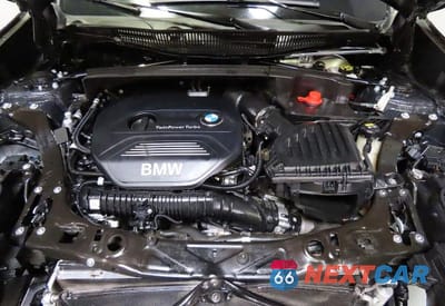 Zdjęcie 7 z 10 samochodu: 2018 BMW X1 SDRIVE28I VIN:WBXHU7C37J5L05511 - miniatura