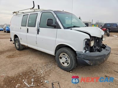 Czwarte zdjęcie samochodu z boku: 2007 CHEVROLET EXPRESS 3500 UTILITY / SERVICE VAN VIN:1GCHG35U771227041 - miniatura