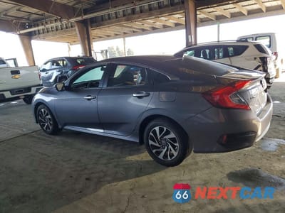 Drugie zdjęcie samochodu z przodu: 2018 HONDA CIVIC EX VIN:19XFC2F7XJE002865 - miniatura