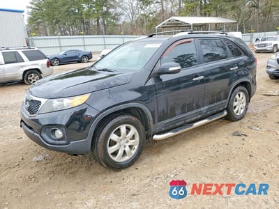 2011 KIA SORENTO LX 5XYKT3A13BG106836 - główne zdjęcie licytacji z USA - miniatura