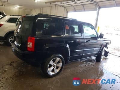 Trzecie zdjęcie samochodu z tyłu: 2013 JEEP PATRIOT SPORT VIN:1C4NJRBB6DD249570 - miniatura