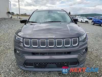 Piąte zdjęcie samochodu w środku: 2022 JEEP COMPASS LATITUDE VIN:3C4NJCBBXNT137069 - miniatura