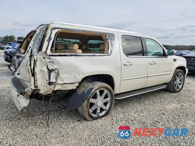 Trzecie zdjęcie samochodu z tyłu: 2008 CADILLAC ESCALADE ESV VIN:1GYFK66848R224782 - miniatura