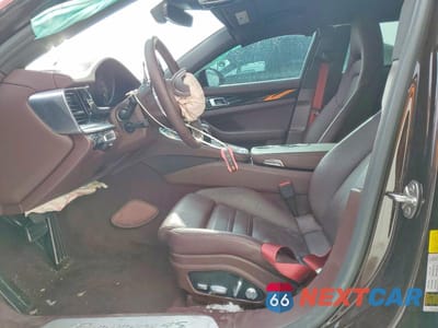 Zdjęcie 7 z 12 samochodu: 2019 PORSCHE PANAMERA 4S VIN:WP0AB2A77KL128128 - miniatura