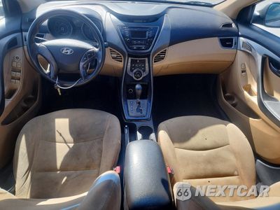 Zdjęcie 8 z 12 samochodu: 2013 HYUNDAI ELANTRA GLS VIN:5NPDH4AE9DH397521 - miniatura