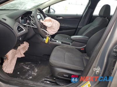 Zdjęcie 7 z 12 samochodu: 2017 CHEV CRUZE LT VIN:1G1BE5SM1H7198431 - miniatura