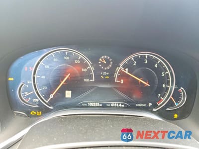 Zdjęcie 9 z 12 samochodu: 2019 BMW 740 I VIN:WBA7E2C56KB217513 - miniatura