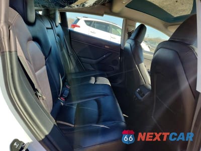 Zdjęcie 10 z 12 samochodu: 2023 TESLA MODEL 3 VIN:5YJ3E1EAXPF486382 - miniatura
