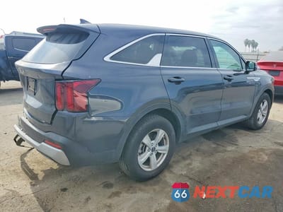 Trzecie zdjęcie samochodu z tyłu: 2025 KIA SORENTO LX VIN:5XYRG4JC1SG366095 - miniatura