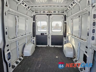 Zdjęcie 10 z 12 samochodu: 2016 RAM PROMASTER 2500 DELIVERY VAN VIN:3C6TRVDG7GE103741 - miniatura