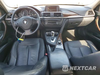 Zdjęcie 8 z 12 samochodu: 2013 BMW 328 I VIN:WBA3A5G52DNP22570 - miniatura