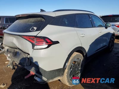 Trzecie zdjęcie samochodu z tyłu: 2023 KIA SPORTAGE SX PRESTIGE VIN:5XYK5CAF4PG015622 - miniatura