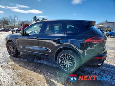 Drugie zdjęcie samochodu z przodu: 2017 PORSCHE CAYENNE VIN:WP1AA2A24HKA85940 - miniatura