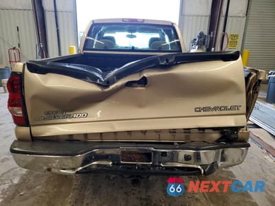 Zdjęcie 6 z 11 samochodu: 2004 CHEVROLET SILVERADO K1500 VIN:2GCEK19V541261378 - miniatura