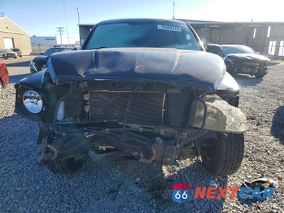 Piąte zdjęcie samochodu w środku: 2005 DODGE DAKOTA VIN:1D7HE48N25S205817 - miniatura