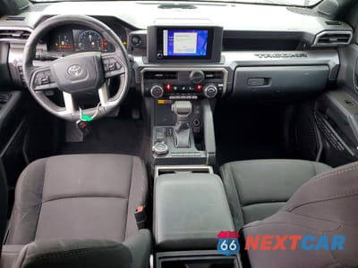 Zdjęcie 8 z 13 samochodu: 2024 TOYOTA TACOMA DOUBLE CAB VIN:3TMLB5JN2RM022980 - miniatura