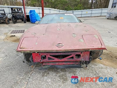 Piąte zdjęcie samochodu w środku: 1984 CHEVROLET CORVETTE VIN:1G1AY078XE5125552 - miniatura