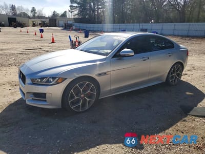 2017 JAGUAR XE R - SPORT SAJAL4BVXHA971073 - główne zdjęcie licytacji z USA - miniatura