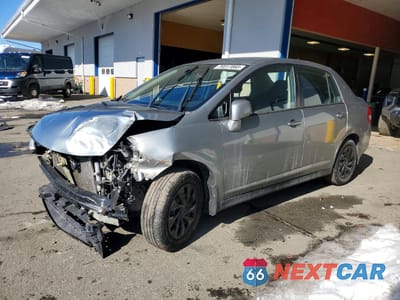 2011 NISSAN VERSA 3N1BC1AP5BL415986 - główne zdjęcie licytacji z USA - miniatura