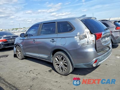 Drugie zdjęcie samochodu z przodu: 2018 MITSUBISHI OUTLANDER ES VIN:JA4AD2A38JZ012725 - miniatura