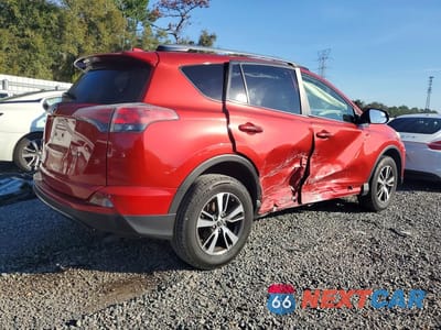 Trzecie zdjęcie samochodu z tyłu: 2017 TOYOTA RAV4 XLE VIN:JTMWFREV9HJ119365 - miniatura