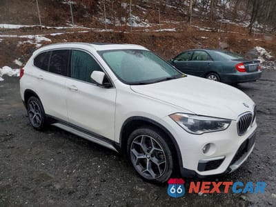 Czwarte zdjęcie samochodu z boku: 2018 BMW X1 XDRIVE28I VIN:WBXHT3C34J5L34055 - miniatura