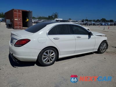 Trzecie zdjęcie samochodu z tyłu: 2020 MERCEDES-BENZ C 300 VIN:W1KWF8DB5LR598241 - miniatura