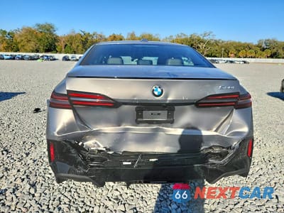 Zdjęcie 6 z 12 samochodu: 2025 BMW 530 I VIN:WBA43FJ07SCU28771 - miniatura