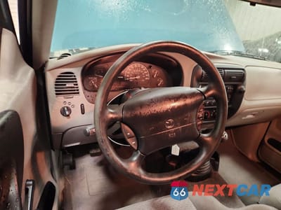 Zdjęcie 8 z 13 samochodu: 1999 MAZDA B2500 CAB PLUS VIN:4F4YR16C3XTM17712 - miniatura